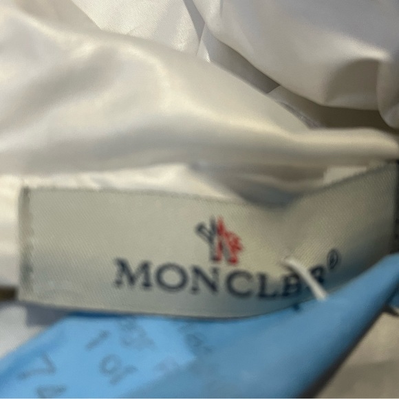 Moncler Vest - Picture 3 of 13